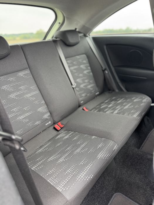 Opel Corsa facelift  1.4 benzina /2011/Euro 5