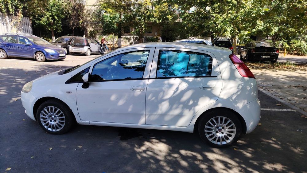 Vând FIAT punto 1.3 diesel