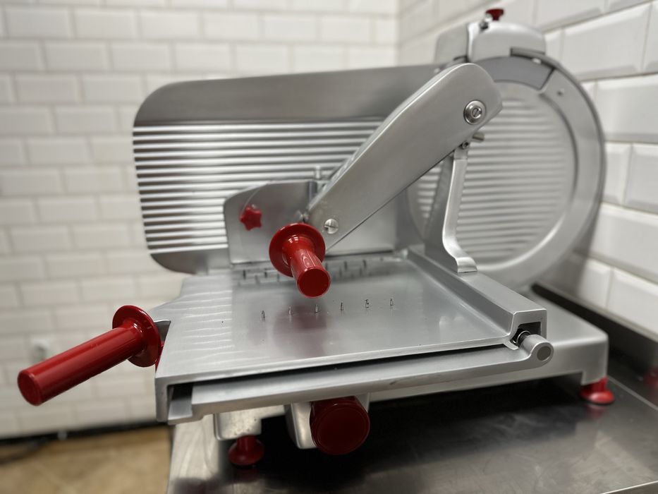 Колбасорезачка - слайс машина