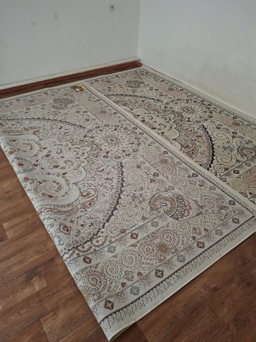 Кілем сатылады срочно