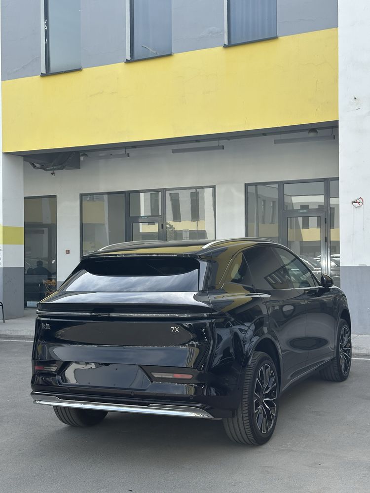 Zeekr 7X RWD Smart driving 2025/25 100KWH 705 KM Full skidka narxlarda