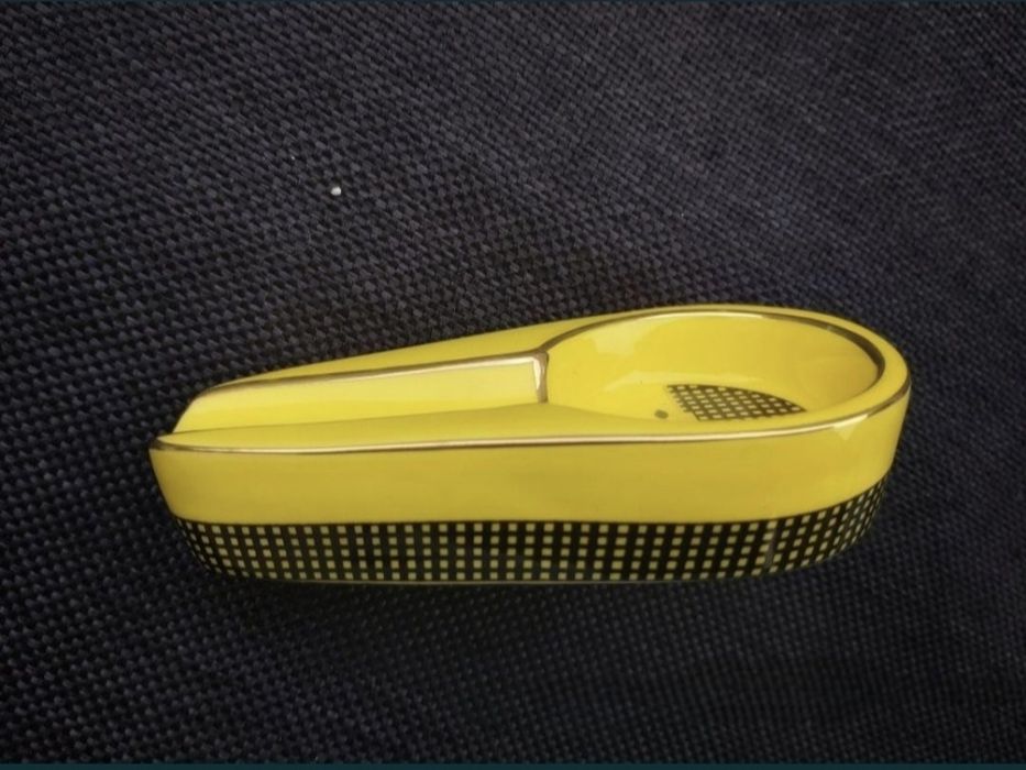 Керамичен пепелник за пури с лого,два цвята