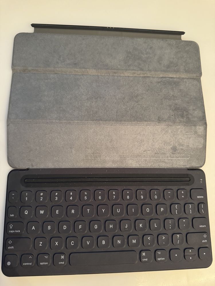 Клавиатура Apple Smart Keyboard для iPad Pro 9.7″