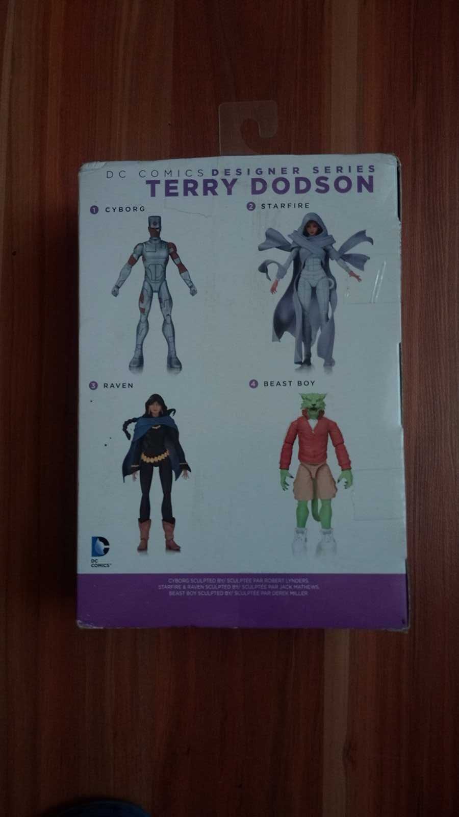 DC Comics Starfire Boxed Action FIgure