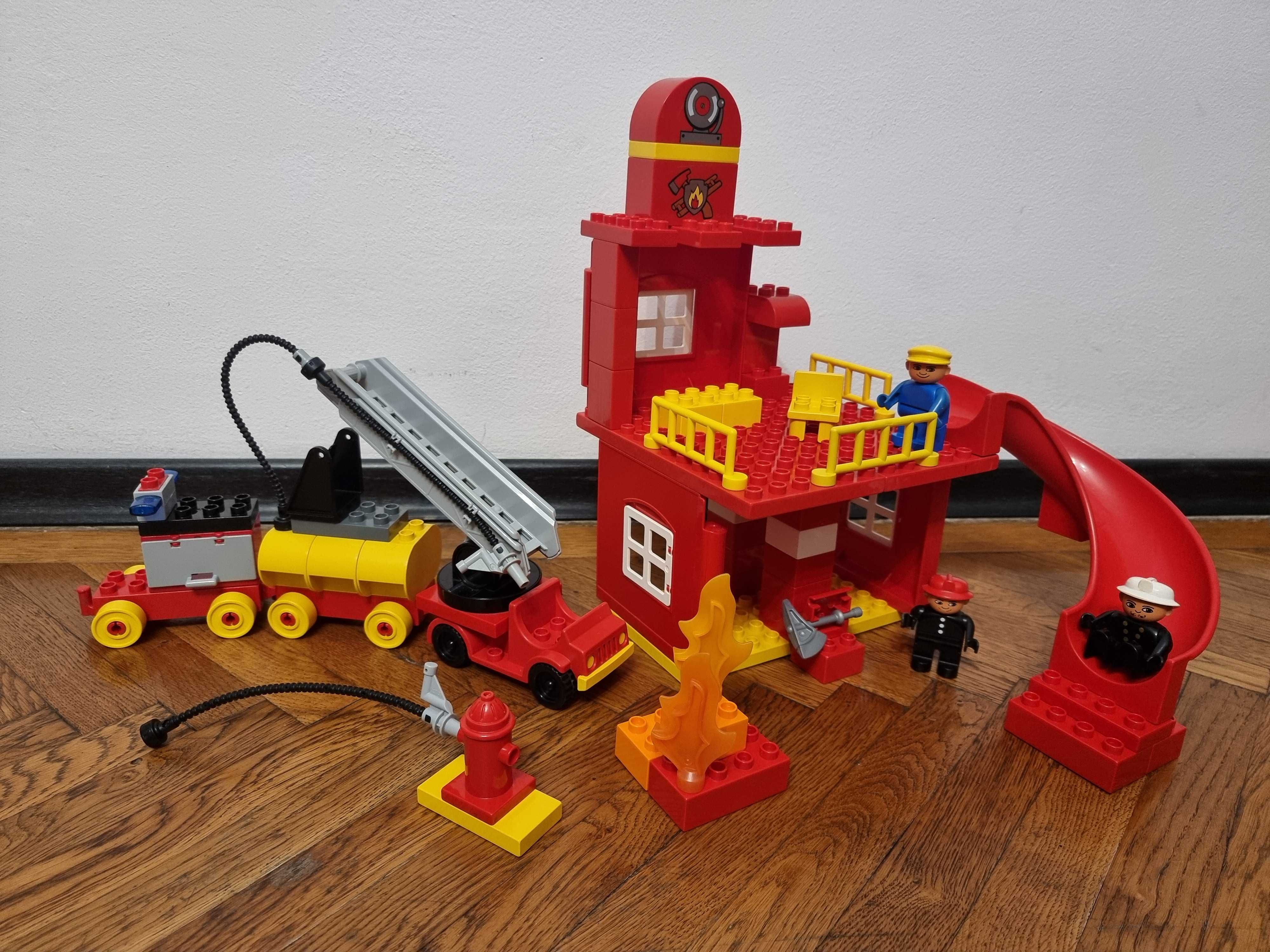 Sediu de pompieri Lego Duplo, Statie Pompieri
