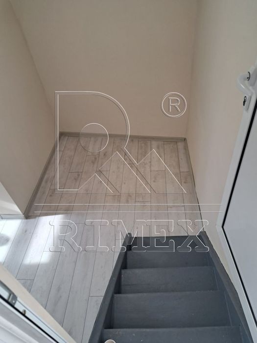 Офис в Пловдив-Център площ 30 цена 500