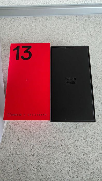 One Plus 13 Midnight Ocean 512gb, в гаранция!