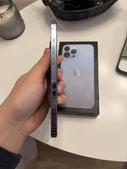 Iphone 13 pro max 256gb, albastru in state foarte buna