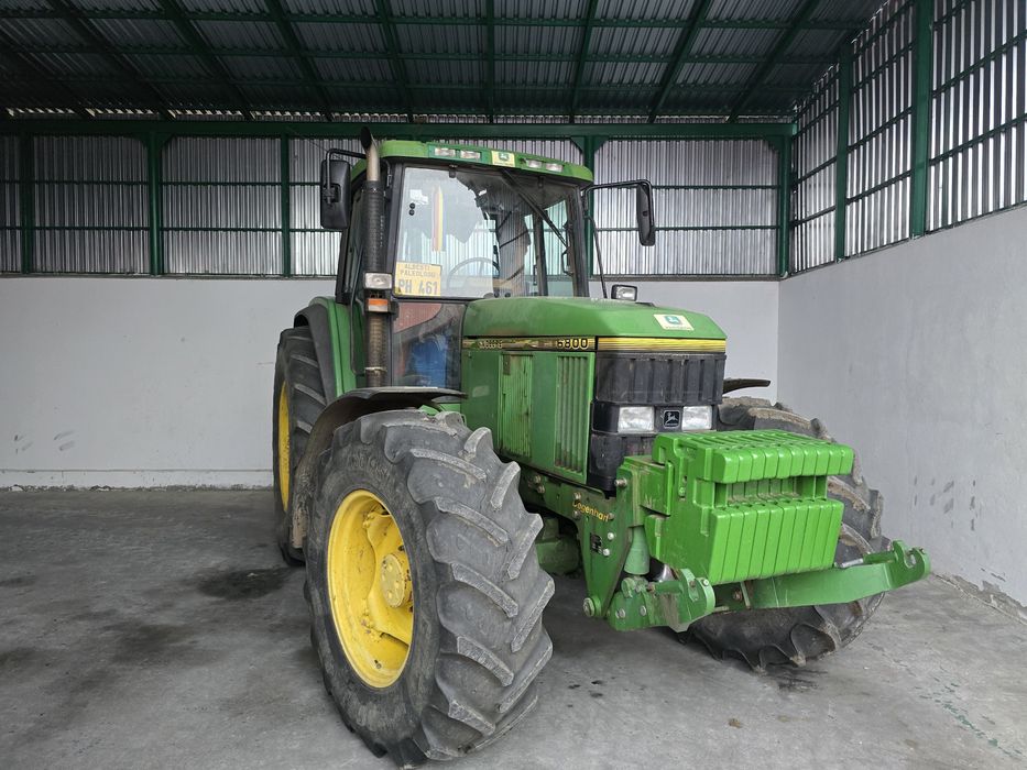 Tractor  John Deere 6800