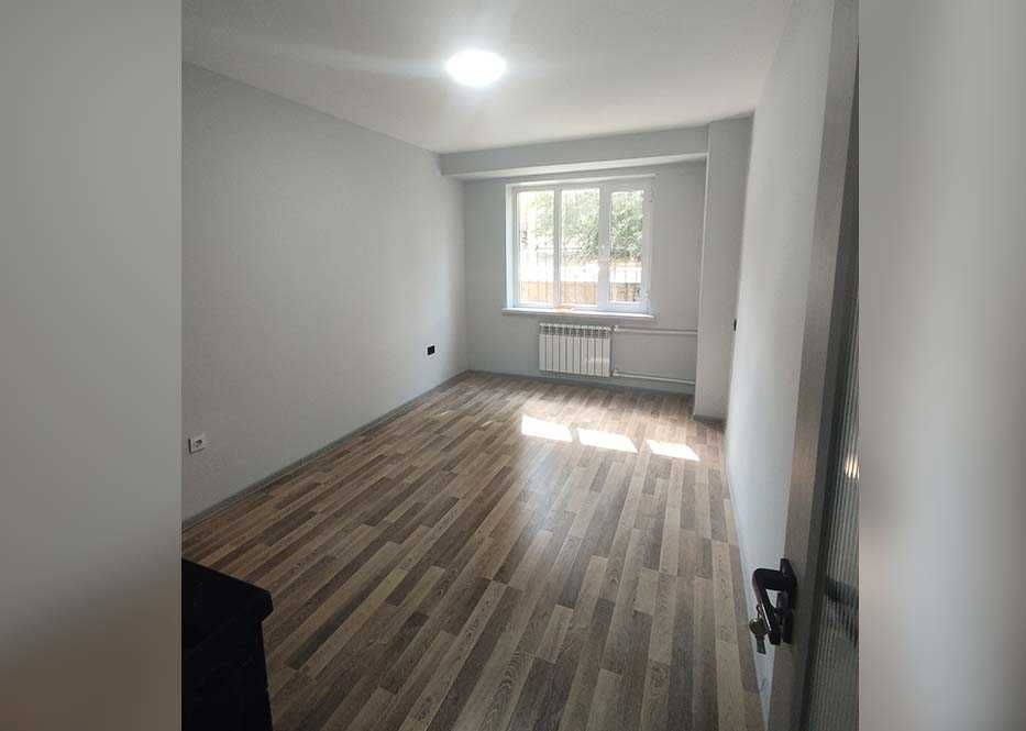 Сдаётся в аренду под офис на 1-м этаже, Алайский рынок, площ. 150 кв.м