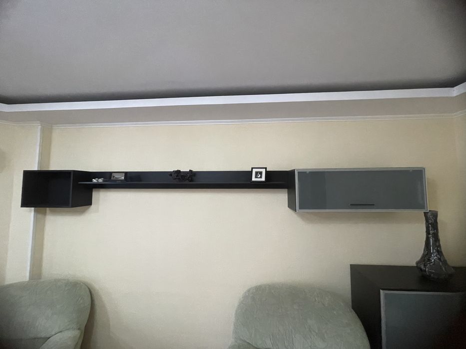 Продаются полки настенные