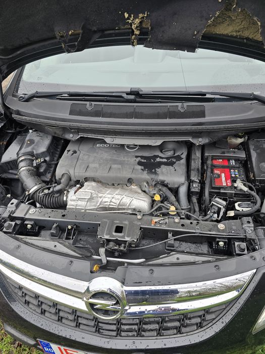 Opel Zafira 2.0 cdti cosmo