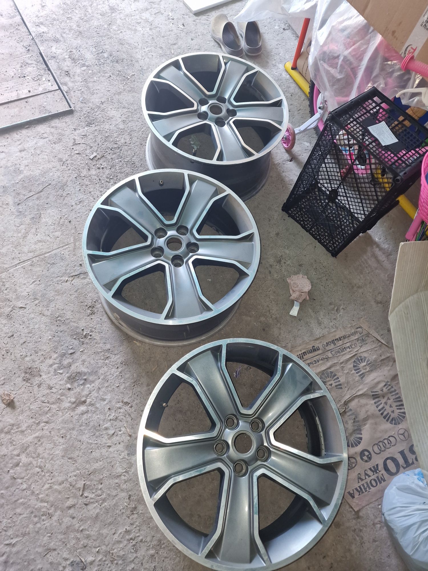 Продам диски R20 Range Rover