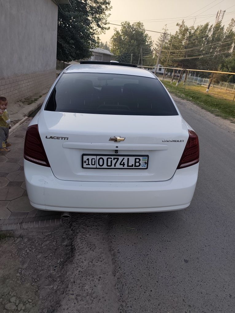 Lasetti aftomat zor moshina