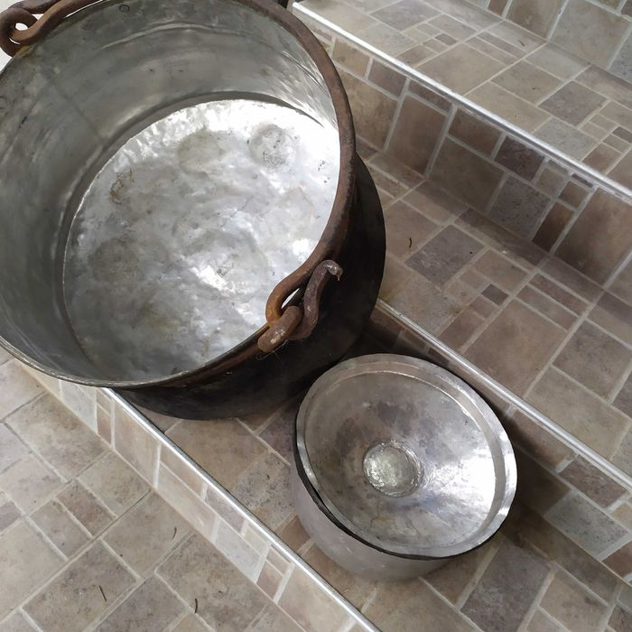 Меден котел и съдове