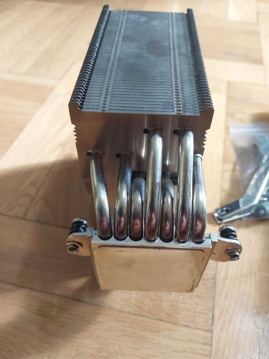 Noctua NH-U12A - Въздушен охладител за АМ4/АМ5