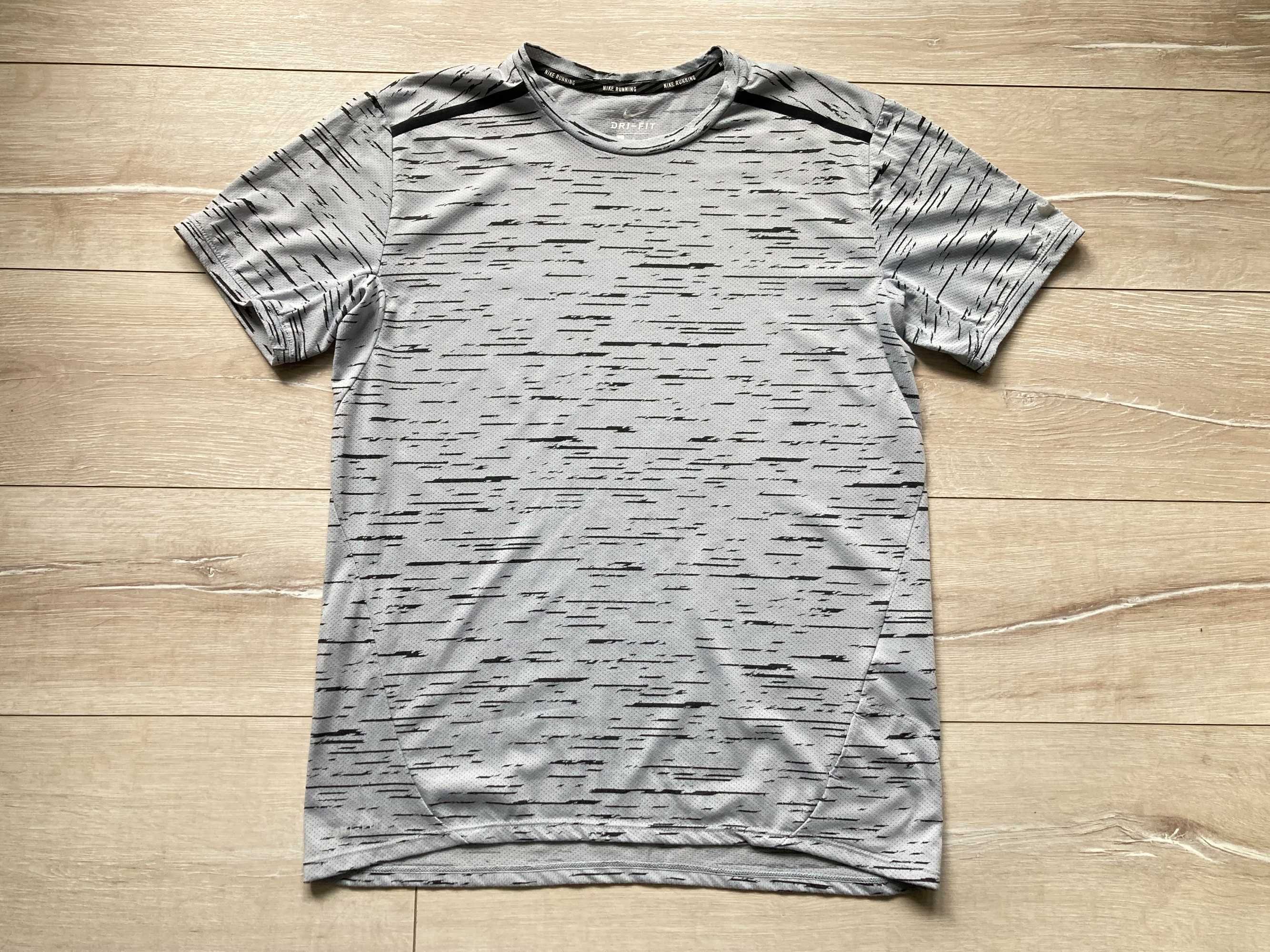 Найк Nike Tailwind Dri Fit Running мъжка тениска размер L