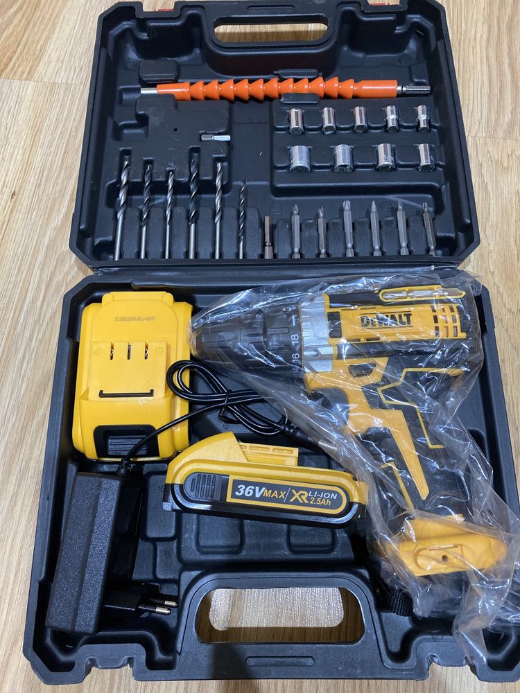 Дрель-Шуруповерт «DeWALT» 36v новый