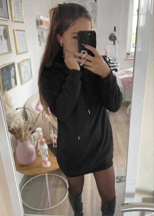 Черна ватирана рокля hoodie