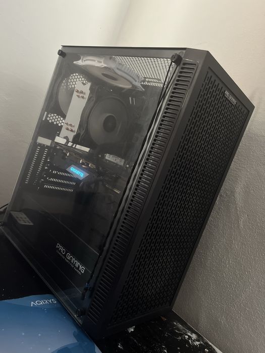 Unitate gaming rx5700xt(urgent,detalii in descriere