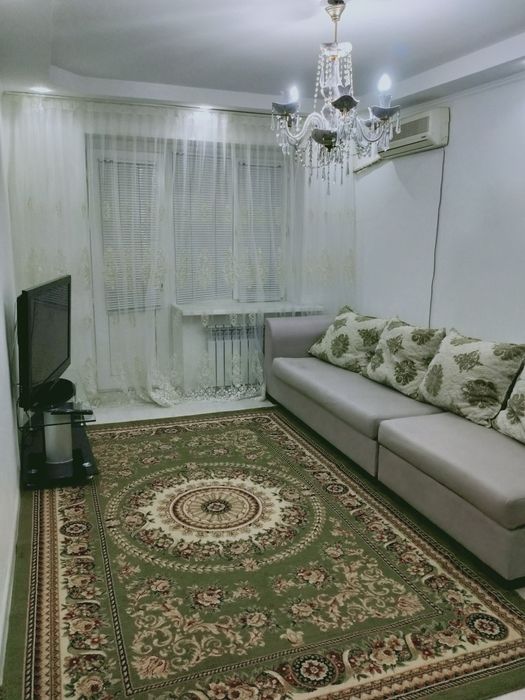 2 комнатная квартира( срочно) в центре город ,срочно а