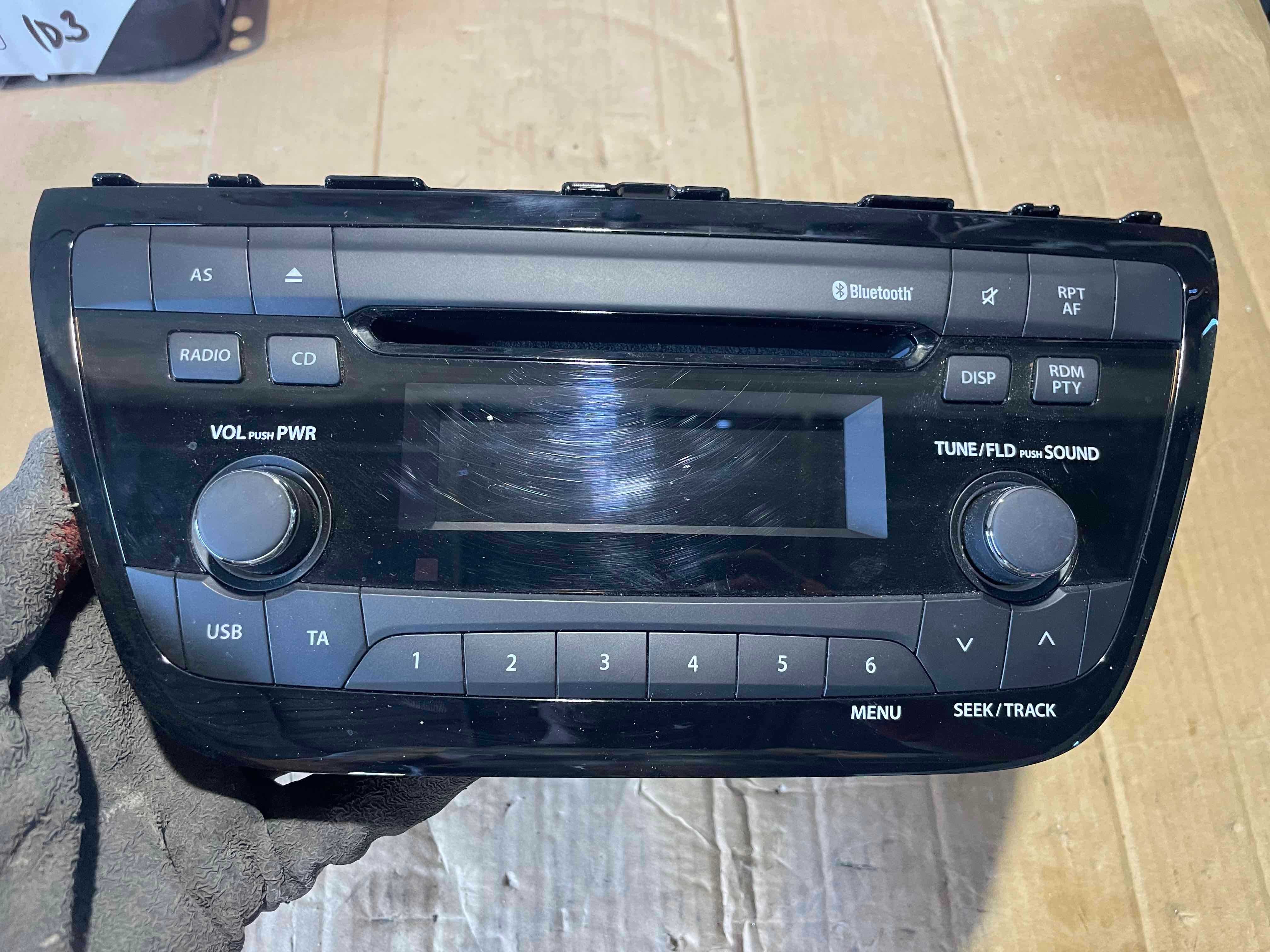 Радио CD MP3 bluetooth 39101-61mb0 SUZUKI SX4 S-Cross JY 2018 998ccm