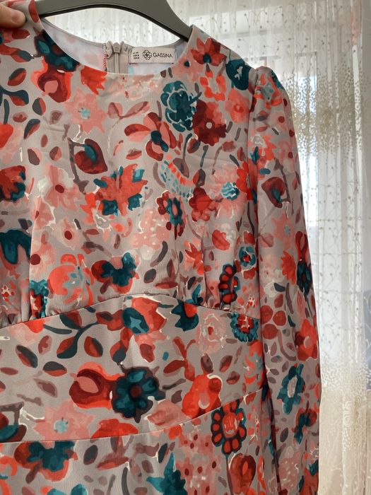 Продается платье бренда GAISSINA