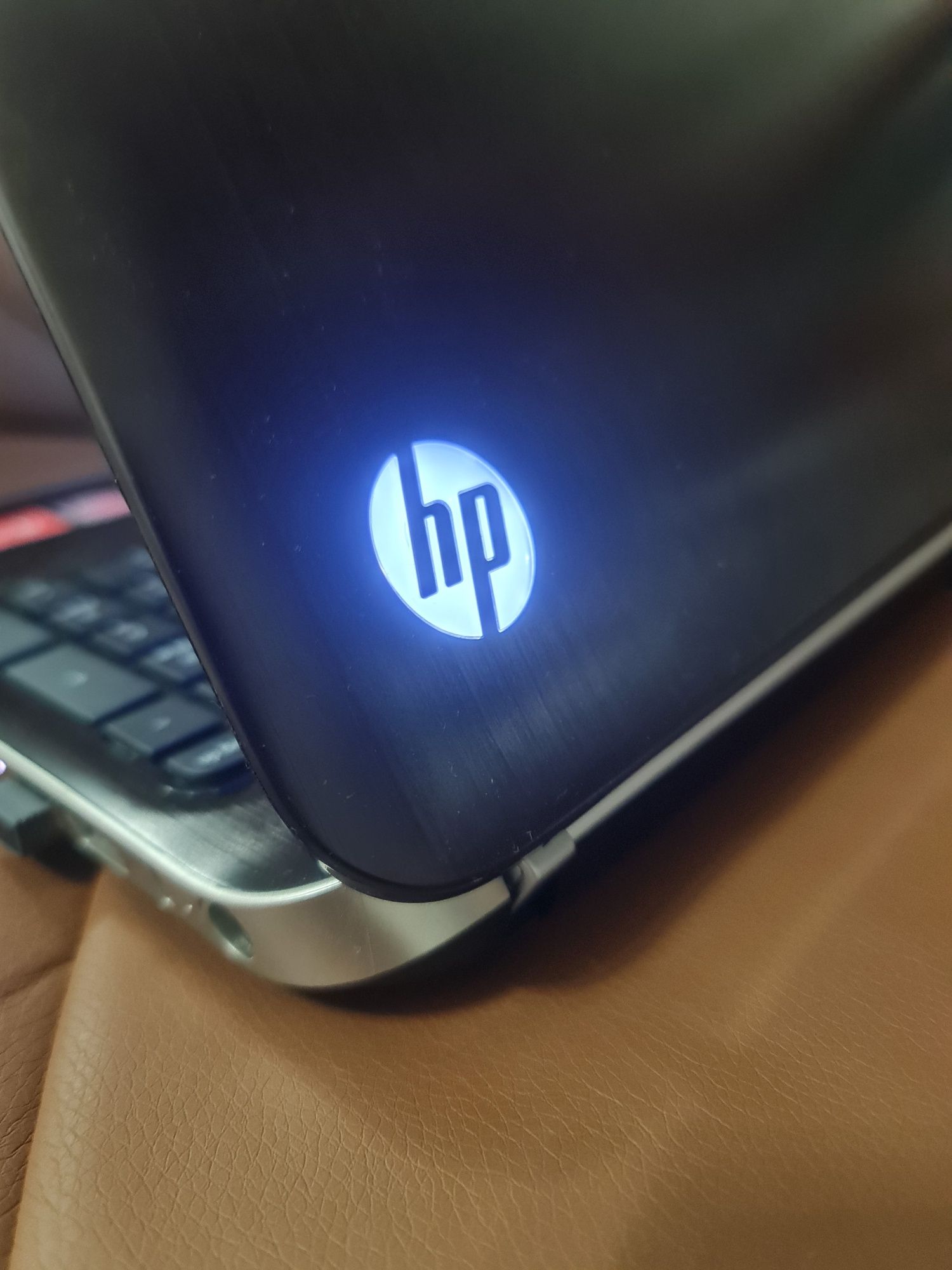 Шустрый ноутбук HP Pavilion дл игр и работы