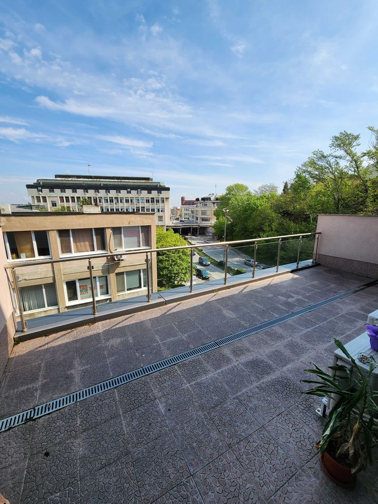 Дава се под наем Офис в Асеновград - 35 кв.м за 153 € - Снимка #5