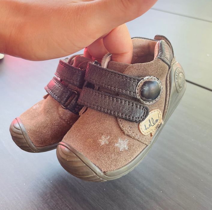 Pantofi biomecanics nr. 20