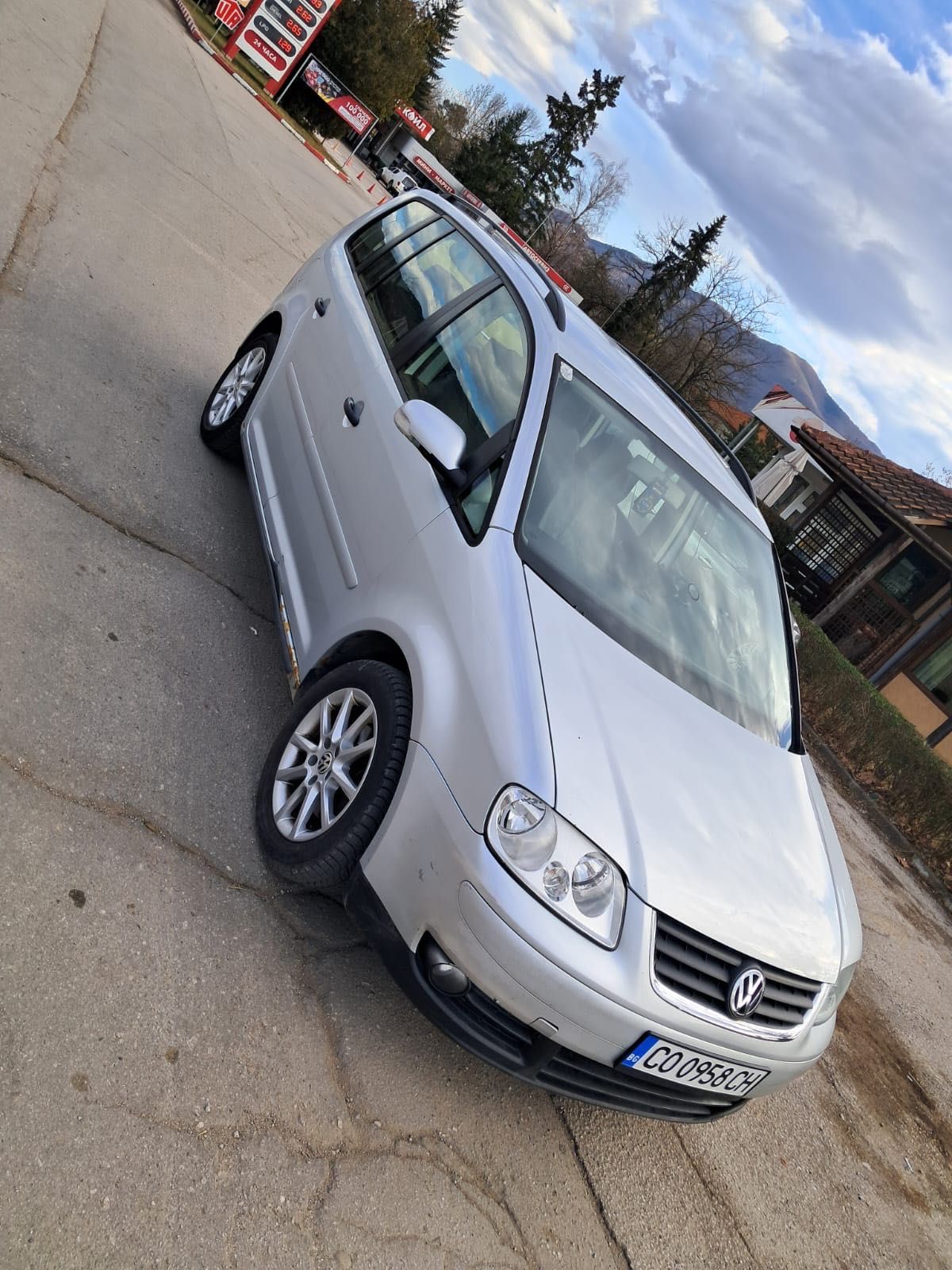 Volkswagen Touran