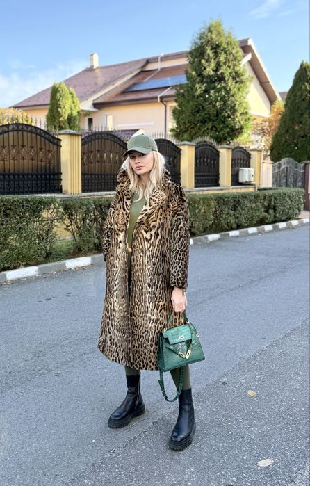 Haină din blană naturală de Ocelot ( leopard)