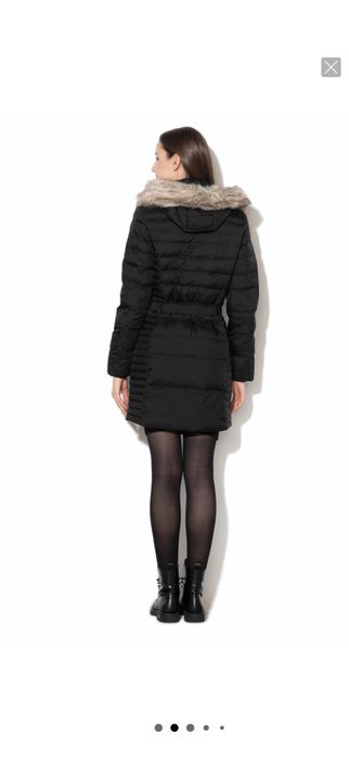 Продавам дамско яке Timberland