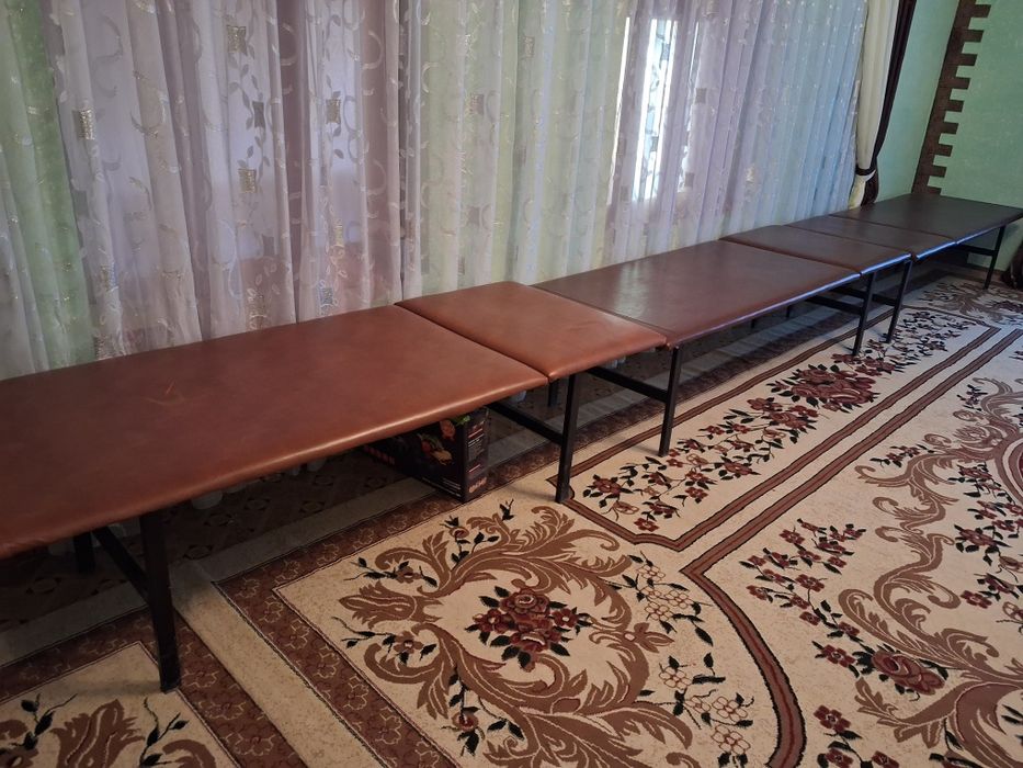 Charm qoplamali kushetka (yotoq kravat)