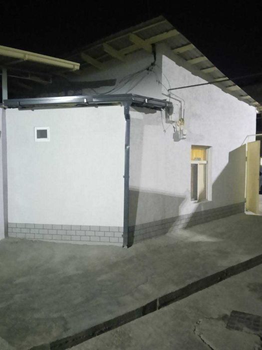 1 хонали ховли сотилади