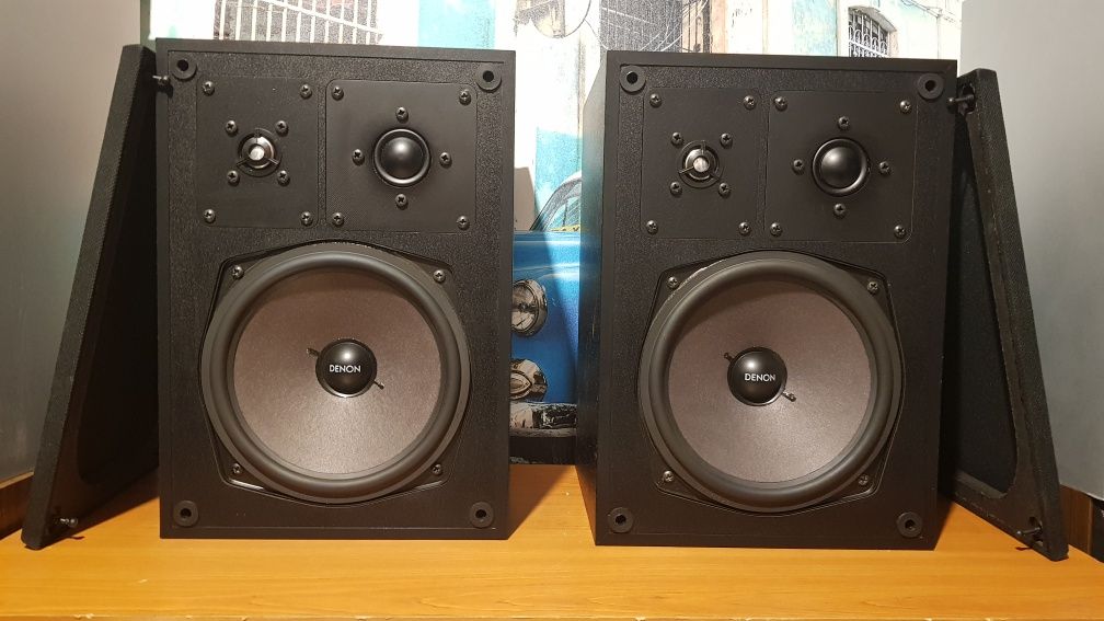 Boxe audio pe trei căi - Denon SC 300