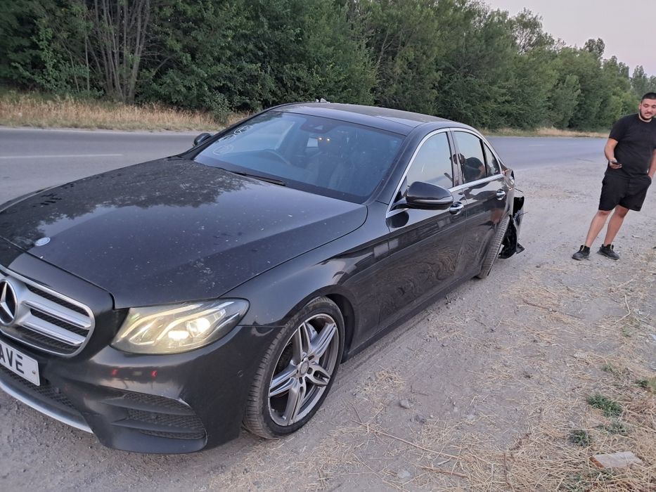 Mercedes E220 CDI AMG пакет