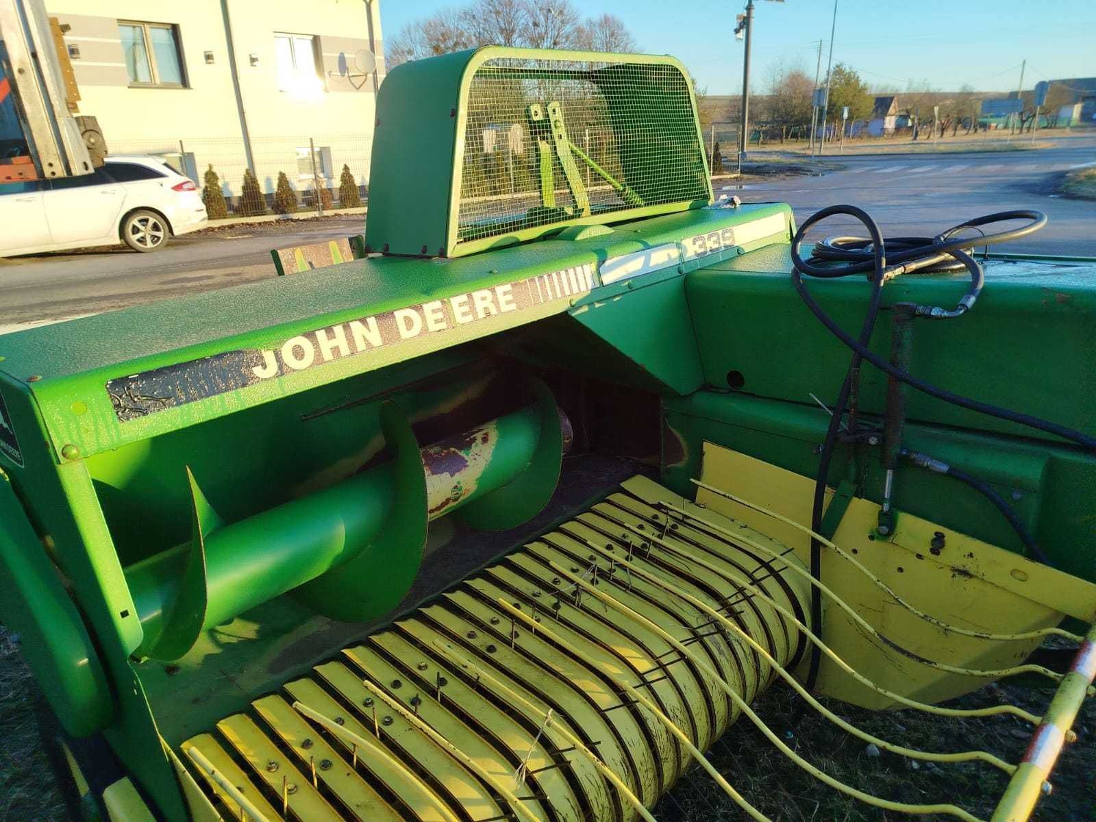 Presa John Deere 349 John Deere 339 John Deere 332 A John Deere 336