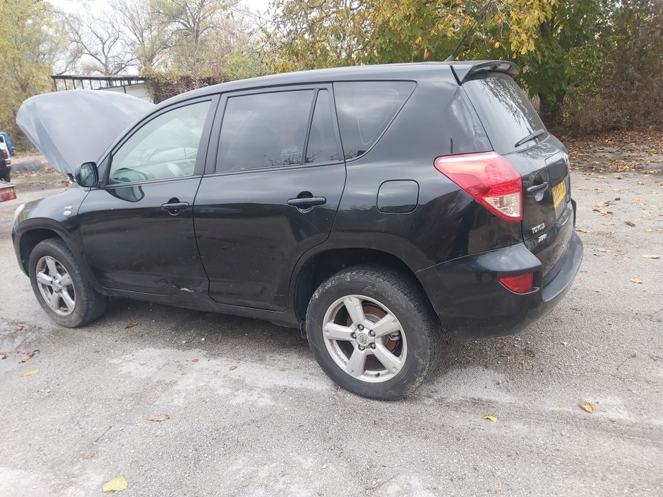 Тойота Рав 4 2.2 136 к.с 2009 г