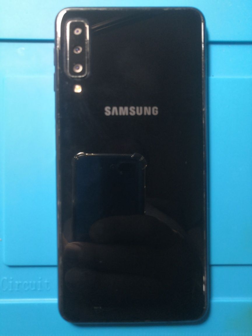 Telefon Samsung Galaxy A7 Impecabil