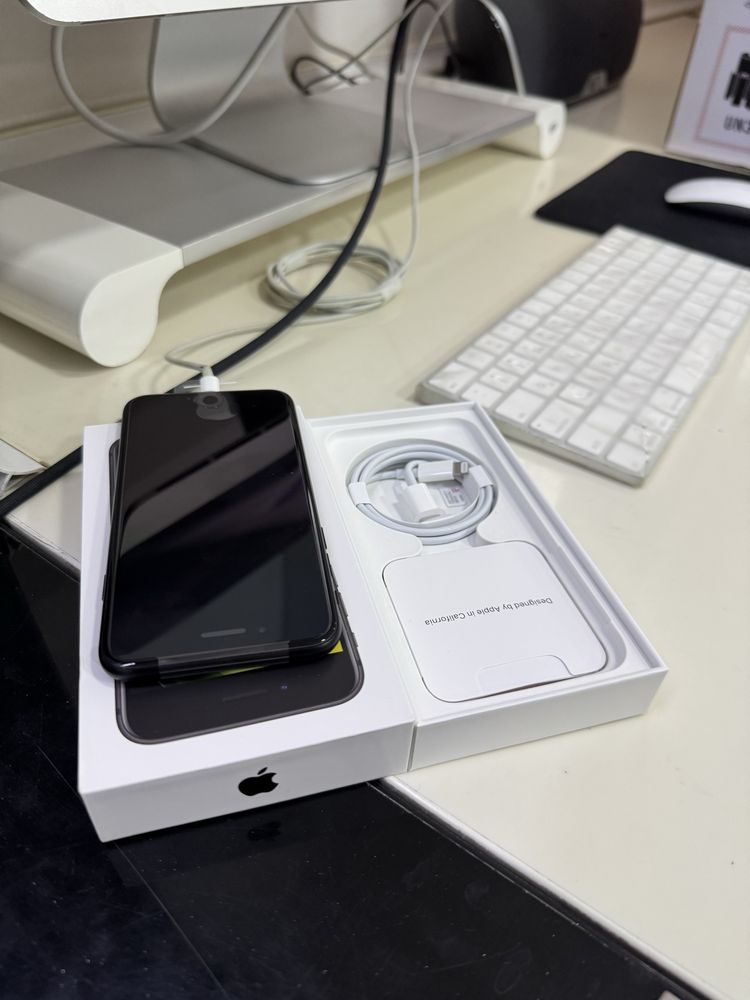 iphone se 256 new