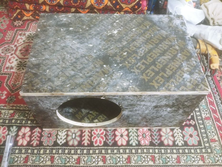 Сабвуфер Кораб на 12 сабдинамик