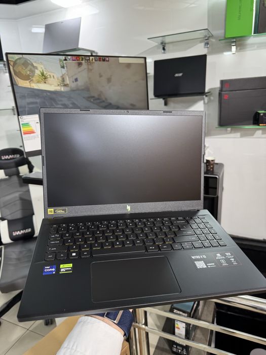 Acer notebook igravoy