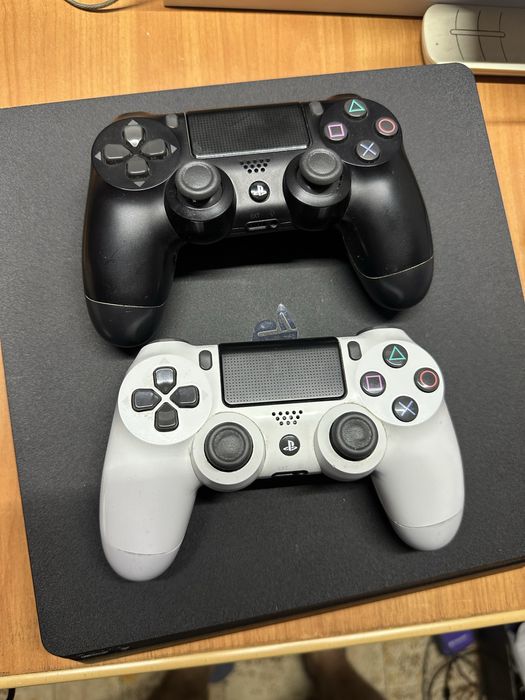 Ps4 slim 1TB+22. игр 2 джойстика прошитвый hen