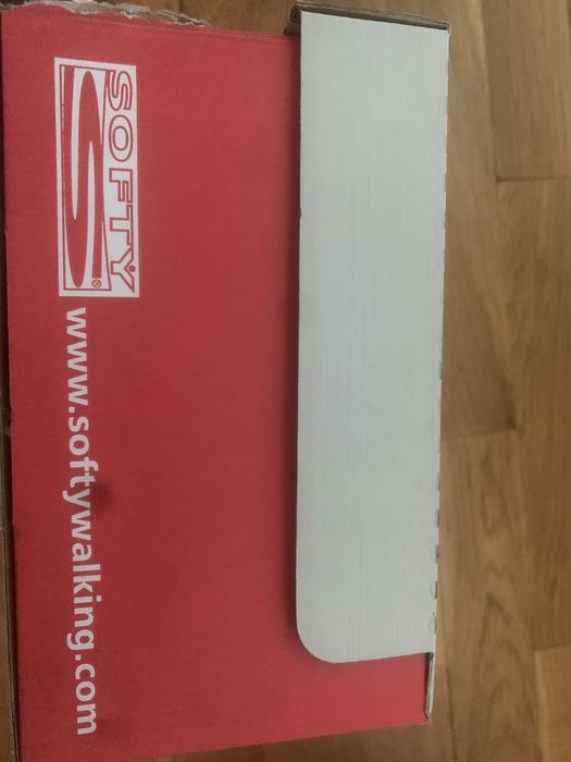 Нови обувки ест.кожа, н.31, 32