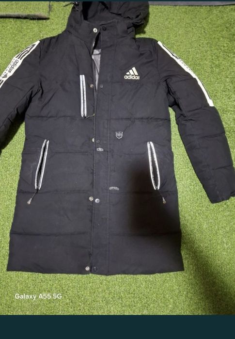 Kurtka bolonoviy Adidas