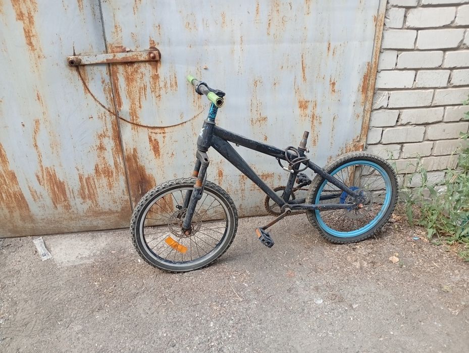 Продам велосипед на запчасти