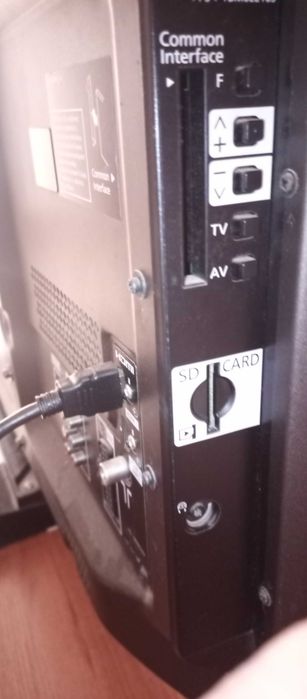 Продавам Panasonic Viera TX-P42C2E 42″ плазмен телевизор – запазен