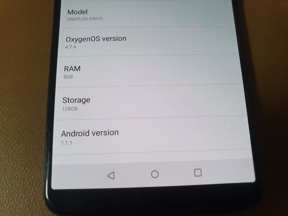 Telefon OnePlus 5T 128gb memorie 8gb