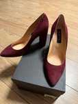 Pantofi stiletto